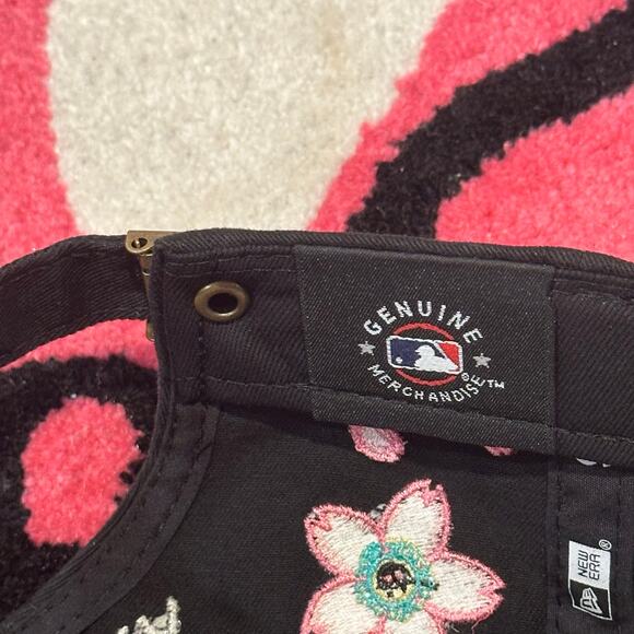 New Era Takashi Murakami MLB Tokyo Series 2025 Dodgers 9Twenty Strapback Hat - Picture 9 of 10